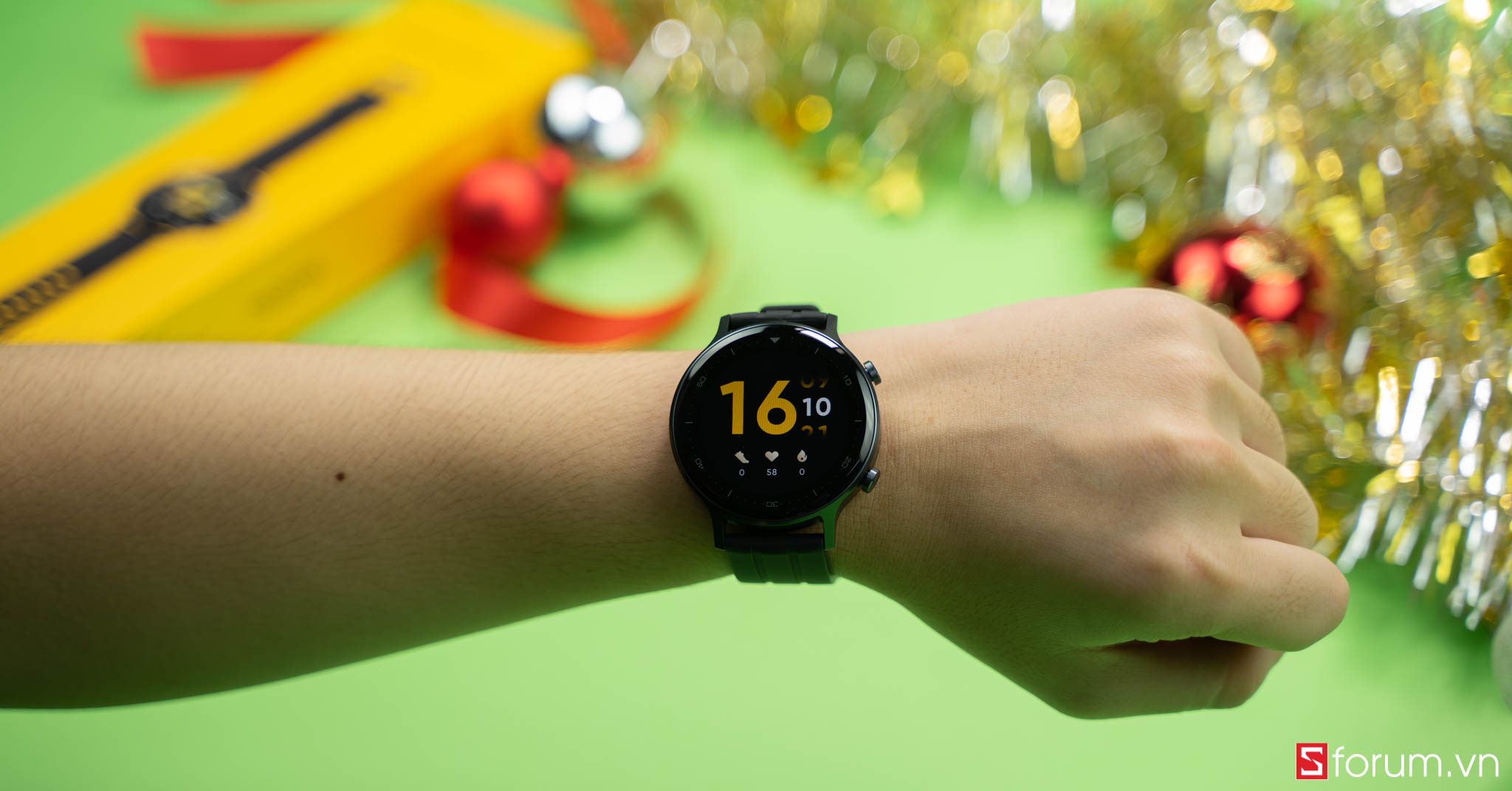 Đánh giá chi tiết realme Watch S: Smartwatch có thời lượng pin rất ấn tượng