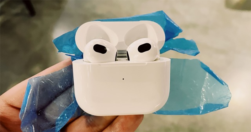 Apple AirPods 3 lộ ảnh thực tế với thiết kế mới, rất đáng để chờ đợi!!! Apple AirPods 3 lộ ảnh thực tế với thiết kế mới, rất đáng để chờ đợi!!!