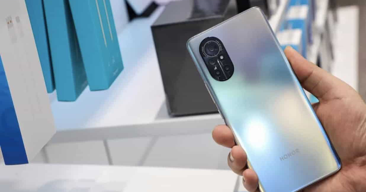 Rò rỉ cấu hình Honor 50 Pro+: Chip 5nm cao cấp, camera selfie kép, sạc nhanh 67W