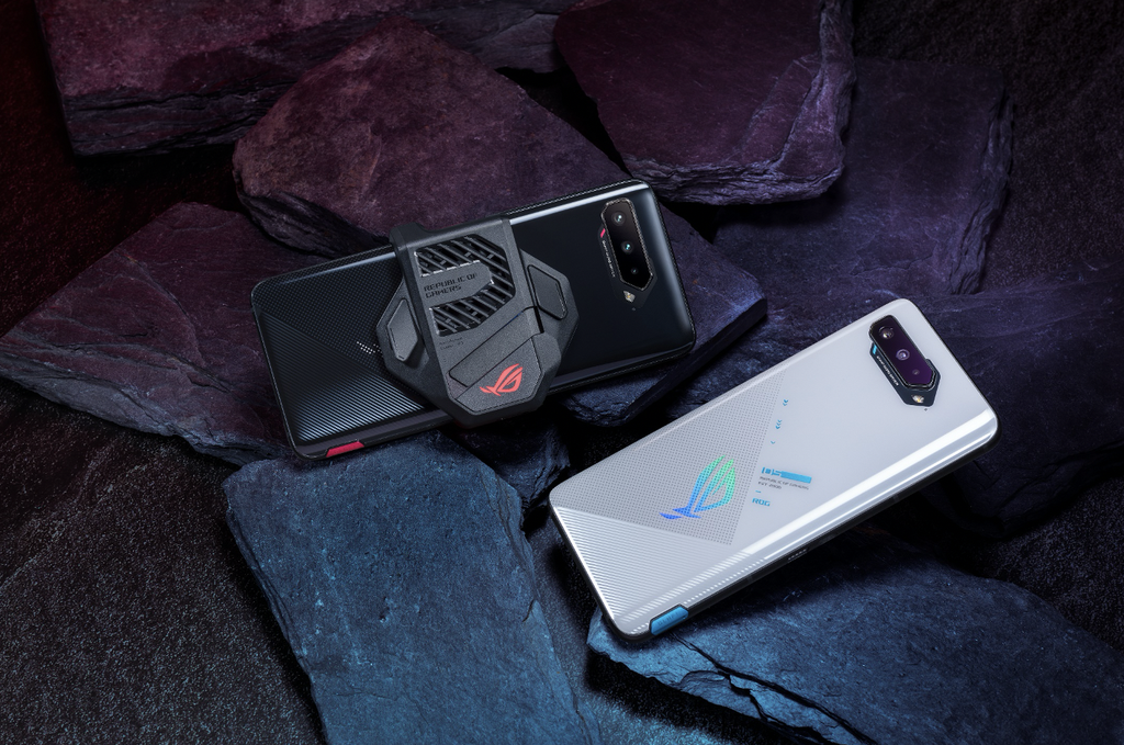 [Độc quyền CellphoneS] ASUS ROG Phone 5 chính thức lên kệ tại VN với giá 23 triệu đồng, tặng kèm quà 1.3 triệu đồng