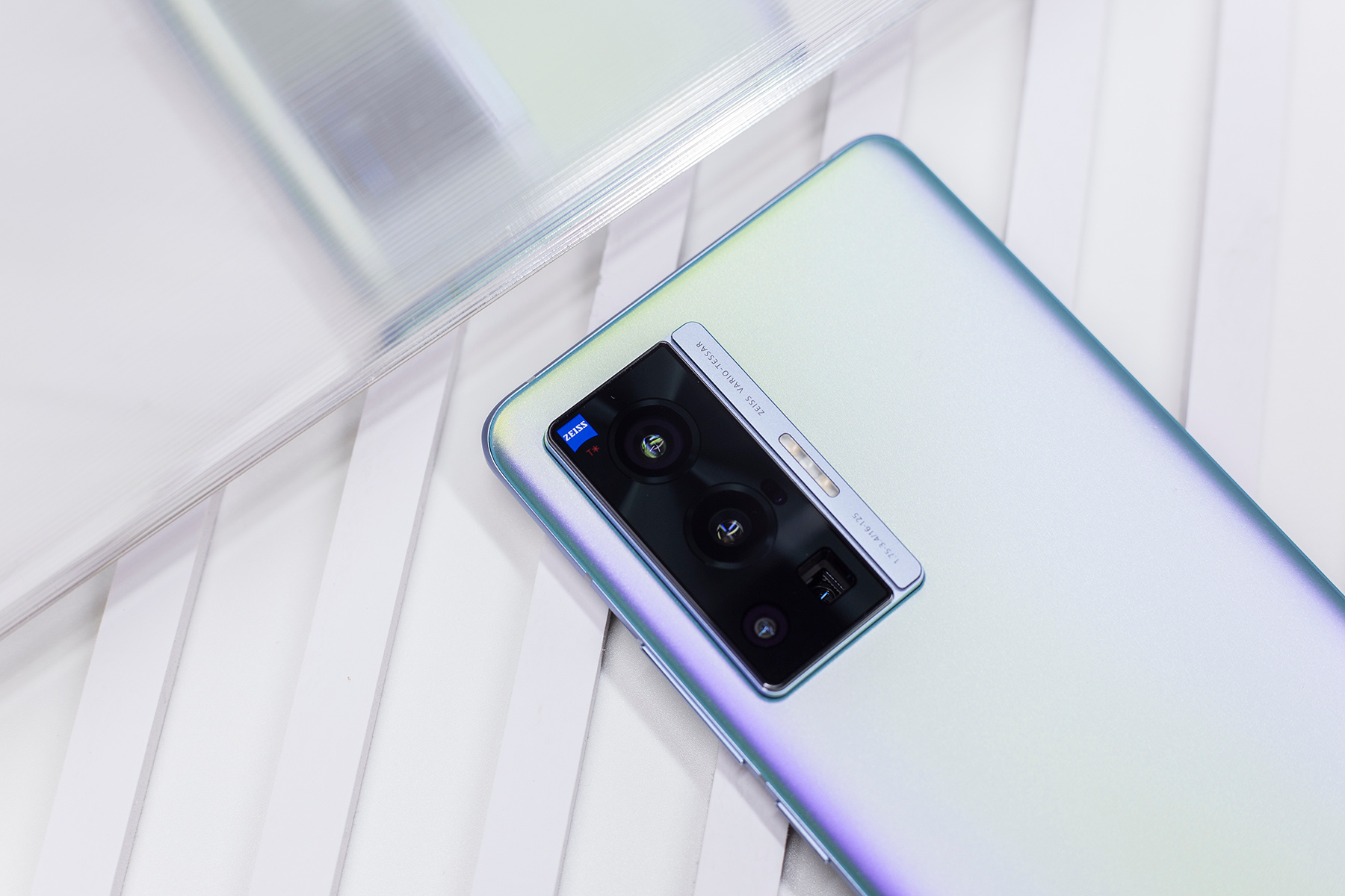 Có giá gần 20 triệu đồng, vivo X70 Pro liệu có phải là chiếc smartphone đáng mua trong phân khúc cao cấp?