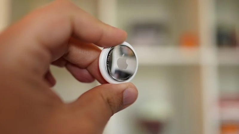 Thẻ định vị Apple AirTag khiến số vụ trộm xe hơi ngày càng tăng lên