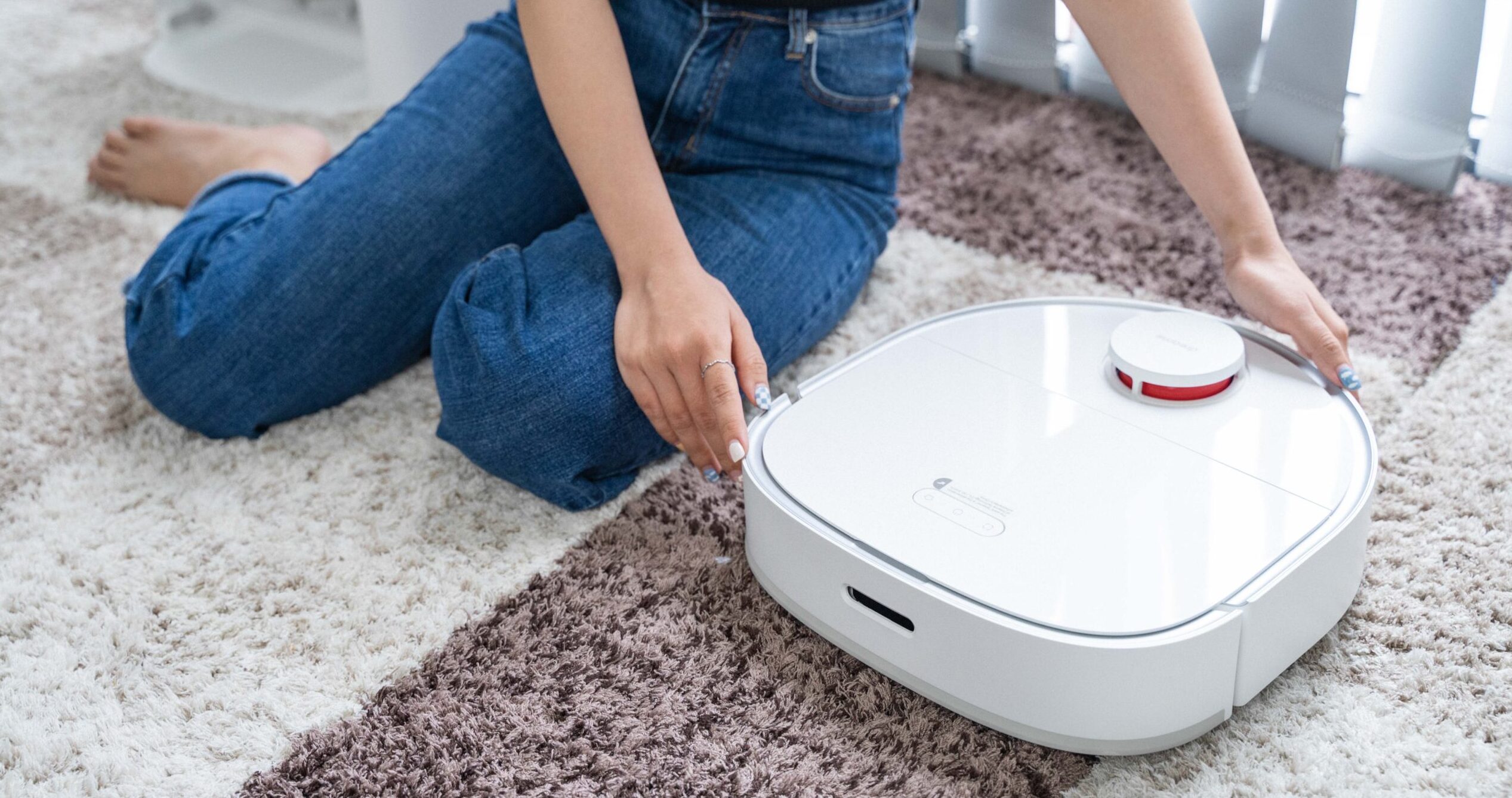 Trên tay Dreame W10: Robot hút bụi kiêm lau nhà thông minh, tự giặt giẻ, tự sấy khô được, giá 19 triệu đồng
