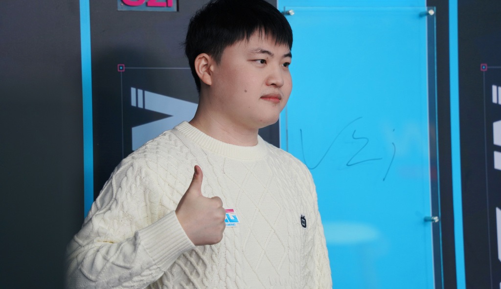 Sofm và The Shy không đủ sức gánh team trước một BLG thiếu bóng Uzi