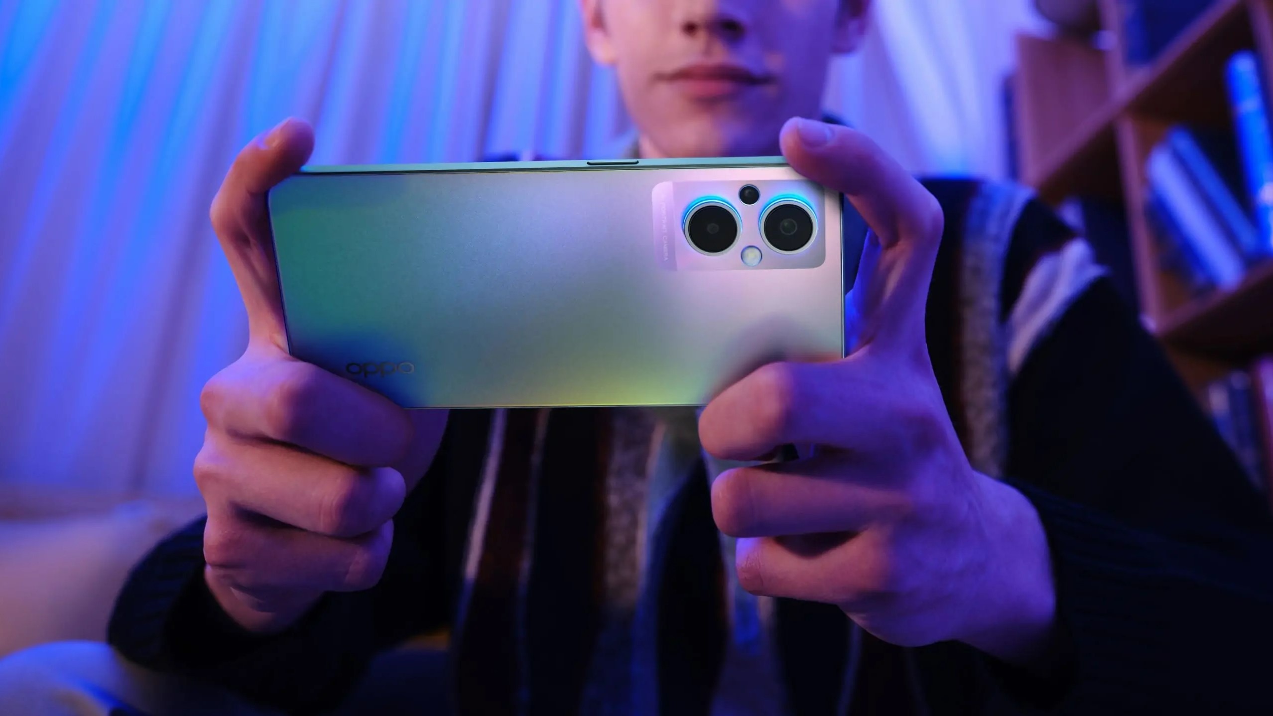 OPPO Reno7 Z 5G ra mắt: Snapdragon 695, camera 64MP, sạc nhanh 33W