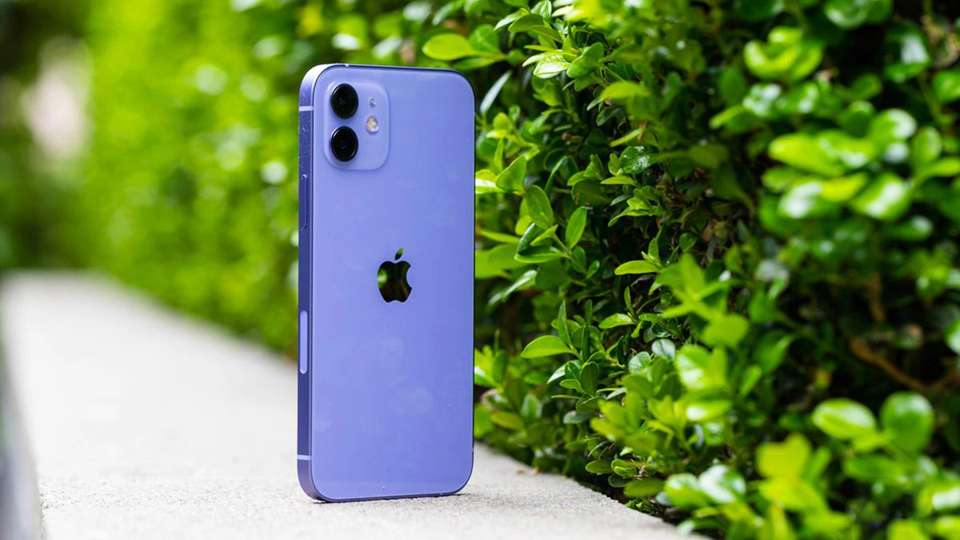Apple bắt đầu bán iPhone 12 và iPhone 12 Pro refurbished với giá rẻ hơn 2.5 triệu đồng