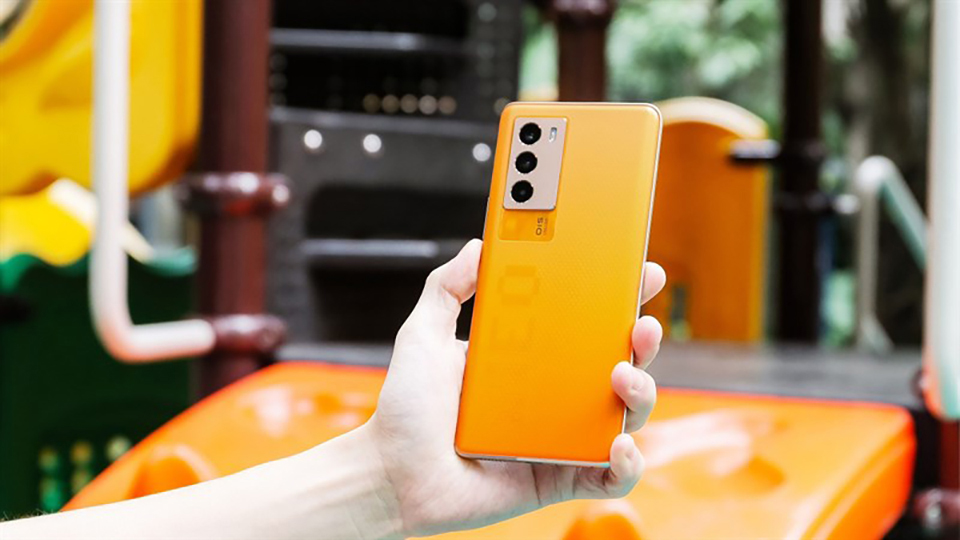iQOO Neo6 SE được xác nhận có camera 64MP, hỗ trợ OIS chất lượng, ra mắt ngày 6/5