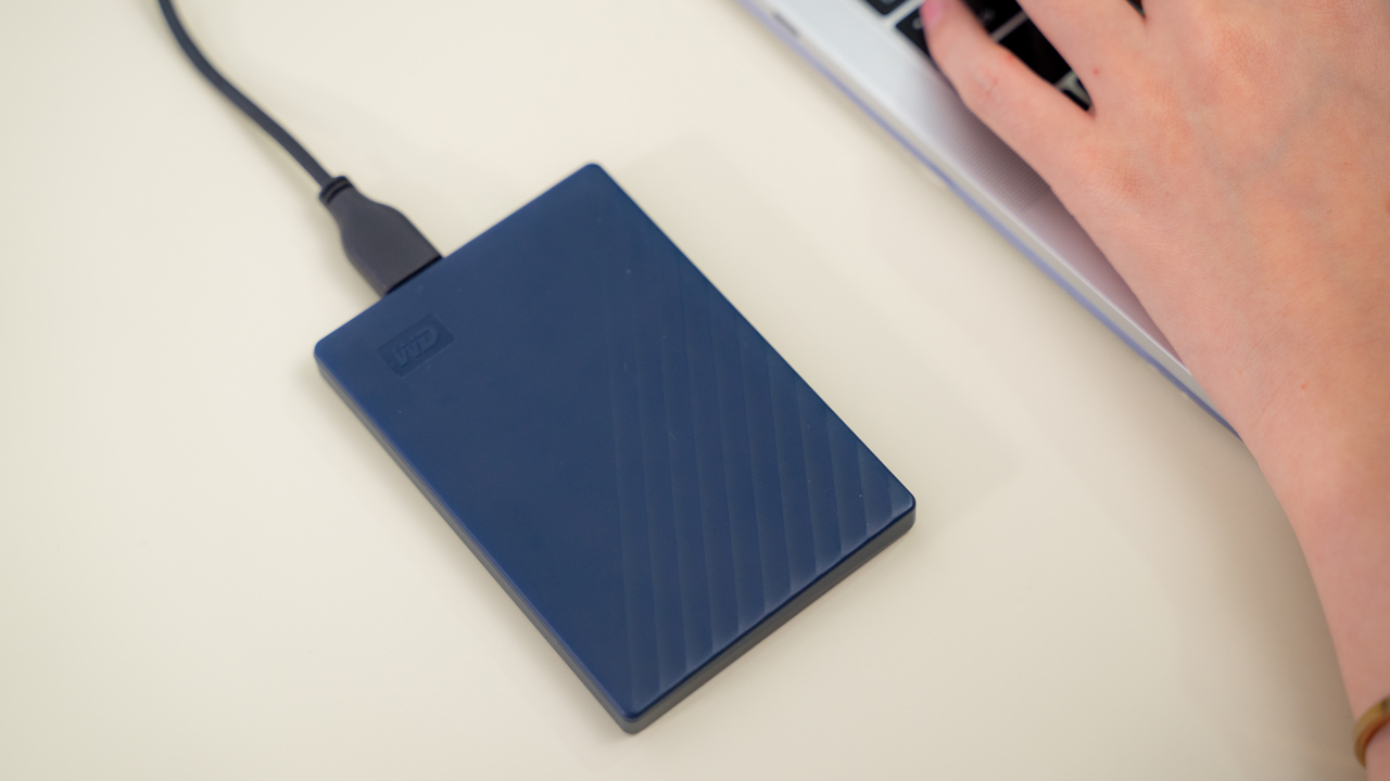 Trên tay ổ cứng WD My Passport for Mac 2TB: Nhỏ gọn, tiện lợi, dung lượng lớn nhưng vẫn còn 1 điểm trừ