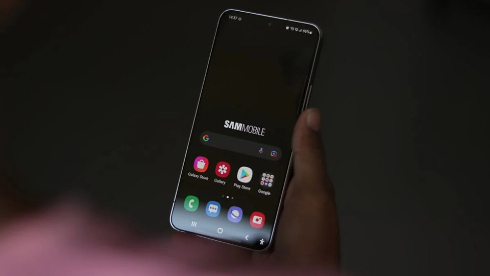 Samsung có thể phát triển một chiếc điện thoại có màn hình kép trong suốt