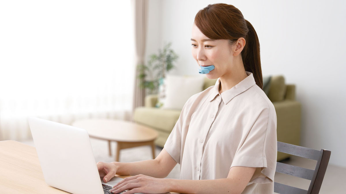 Chỉ cần bỏ ra 500 ngàn và ngậm thiết bị này 3 phút mỗi ngày sẽ giúp nâng tone, lên nốt cao không khác gì Hương Tràm?