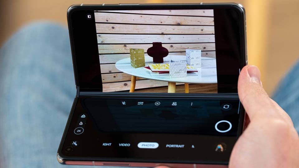 OPPO sẽ sớm ra mắt smartphone màn hình gập dọc với pin khủng, camera 50MP