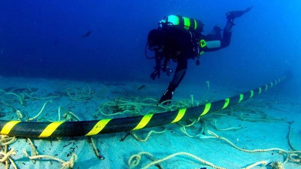 Khám phá nơi giao thoa của 16 tuyến cáp quang, chỉ một sự cố nhỏ cũng đủ khiến Internet toàn cầu "tê liệt"