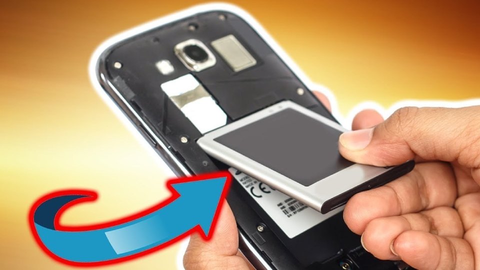 Luật mới của EU buộc smartphone phải sử dụng pin có thể tháo rời
