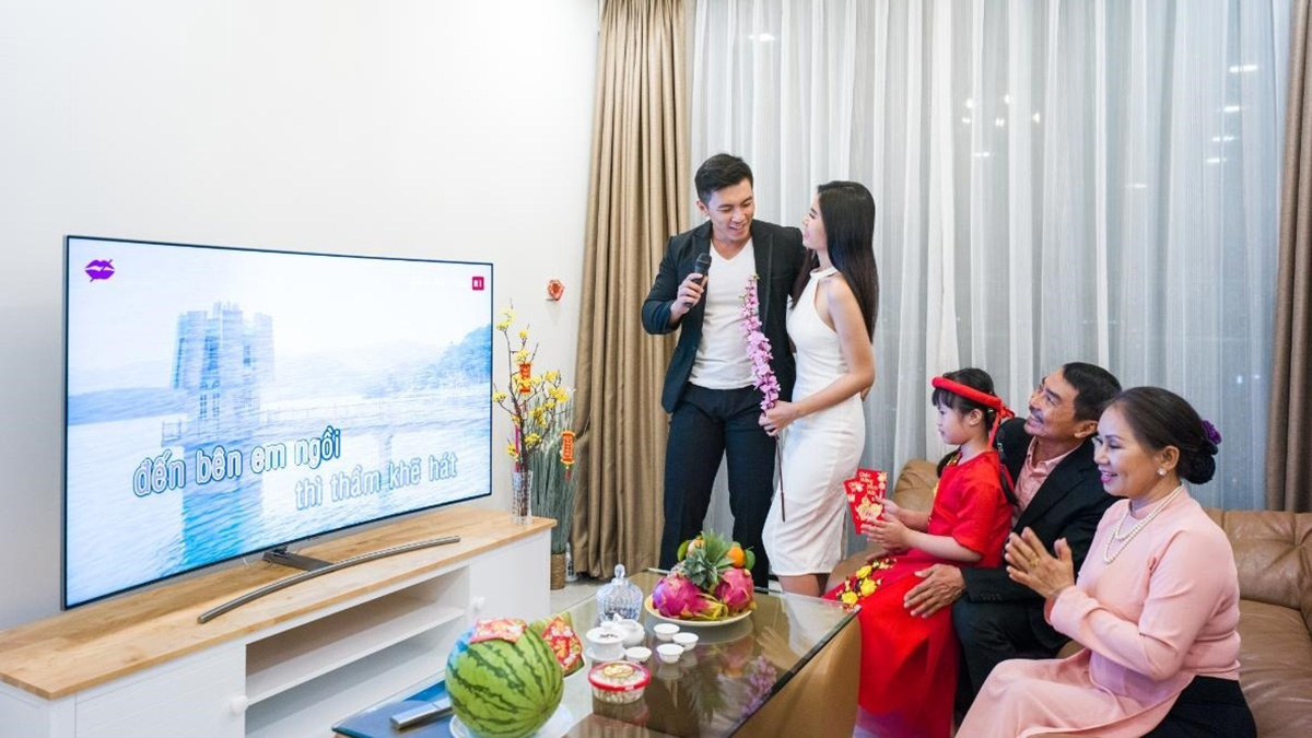 Mách bạn mẹo sắm TV, loa karaoke đón Tết 2023, "quẩy" cực đã, vui thả ga