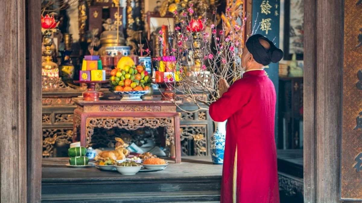 Bài văn khấn mùng 2 tết 2023 Quý Mão tại nhà chuẩn nhất