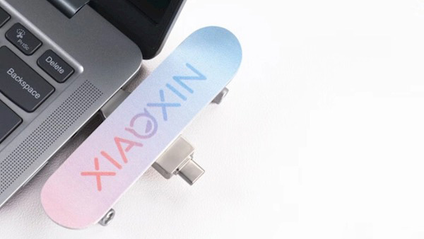 Lenovo ra mắt USB Xiaoxin hình ván trượt: 128GB, tốc độ 400MB/s, có cổng USB-C, giá 500,000 đồng