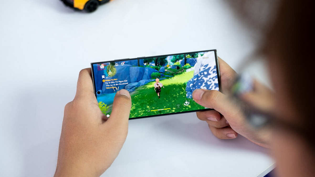 Samsung Galaxy S23 Ultra có gánh được Genshin Impact max setting?