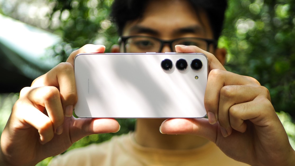 Đánh giá Galaxy S23 sau hơn 1 tháng sử dụng: Sự lựa chọn tuyệt vời dành cho người yêu thích nhỏ gọn