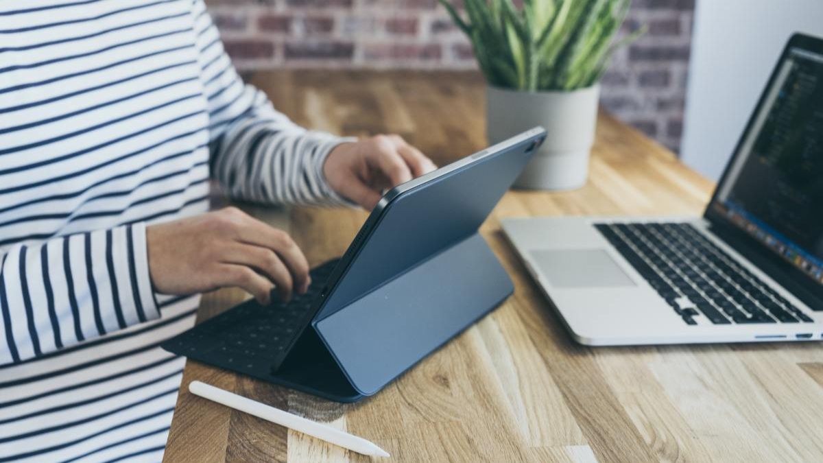 iPad thay thế laptop - Tham vọng đang dần biến thành sự thật?
