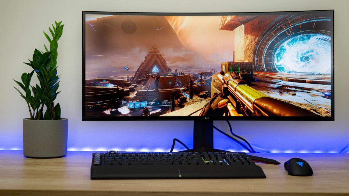 Những lý do nên cân nhắc màn hình Ultrawide thay vì bỏ tiền mua hai màn hình rời