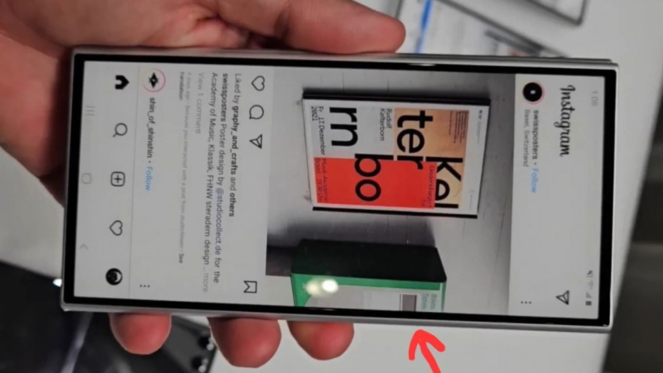Nguyên mẫu Galaxy Z Fold6 bất ngờ xuất hiện trong video rò rỉ Nguyên mẫu Galaxy Z Fold6 bất ngờ xuất hiện trong video rò rỉ