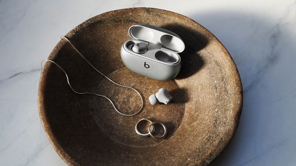 Beats Studio Buds+ có 2 tùy chọn màu mới cực sang, giá không đổi