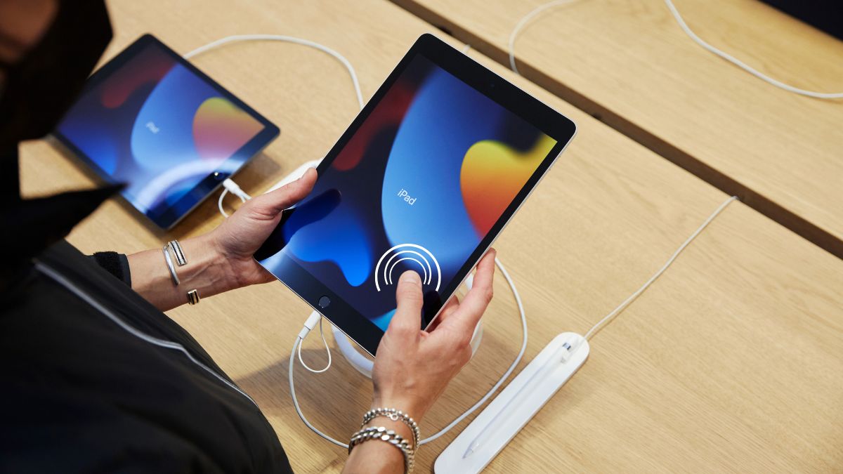 Cách chạm 2 lần mở màn hình iPad Gen 9 cực nhanh chóng