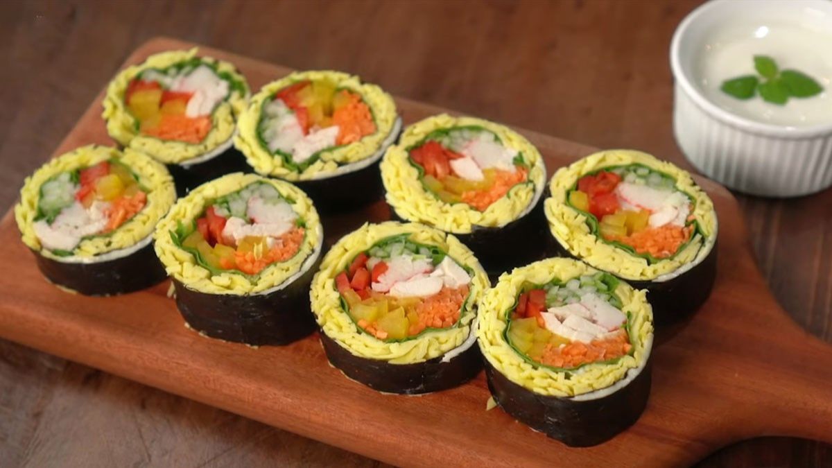 Món ngon với ức gà - Kimbap ức gà