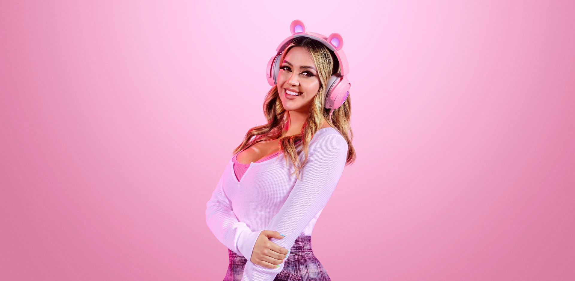 Razer Kraken Kitty V2 ra mắt: Tai nghe siêu cute dành cho game thủ, giá 2.6 triệu đồng