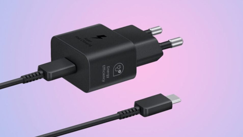 Samsung ra mắt bộ sạc nhanh 25W mới với thiết kế mỏng hơn nhờ công nghệ GaN, giá 450 ngàn đồng
