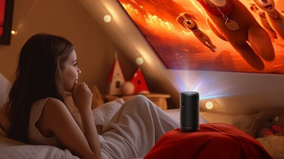 Anker ra mắt máy chiếu di động Nebula Capsule 3 với pin 52Wh, nhỏ bằng lon coca, giá 13.46 triệu đồng