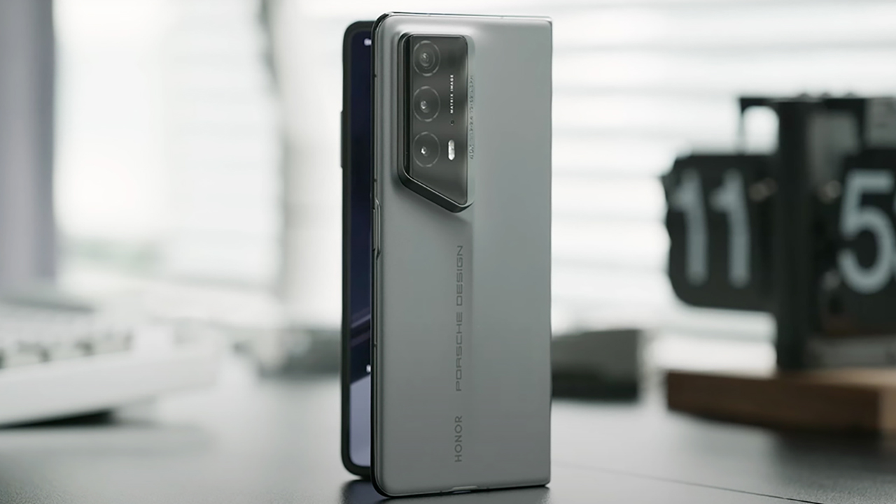 Cận cảnh HONOR Magic V2 RSR: Siêu phẩm hợp tác với PORSCHE, Snapdragon 8 Gen 2, giá 55.1 triệu đồng