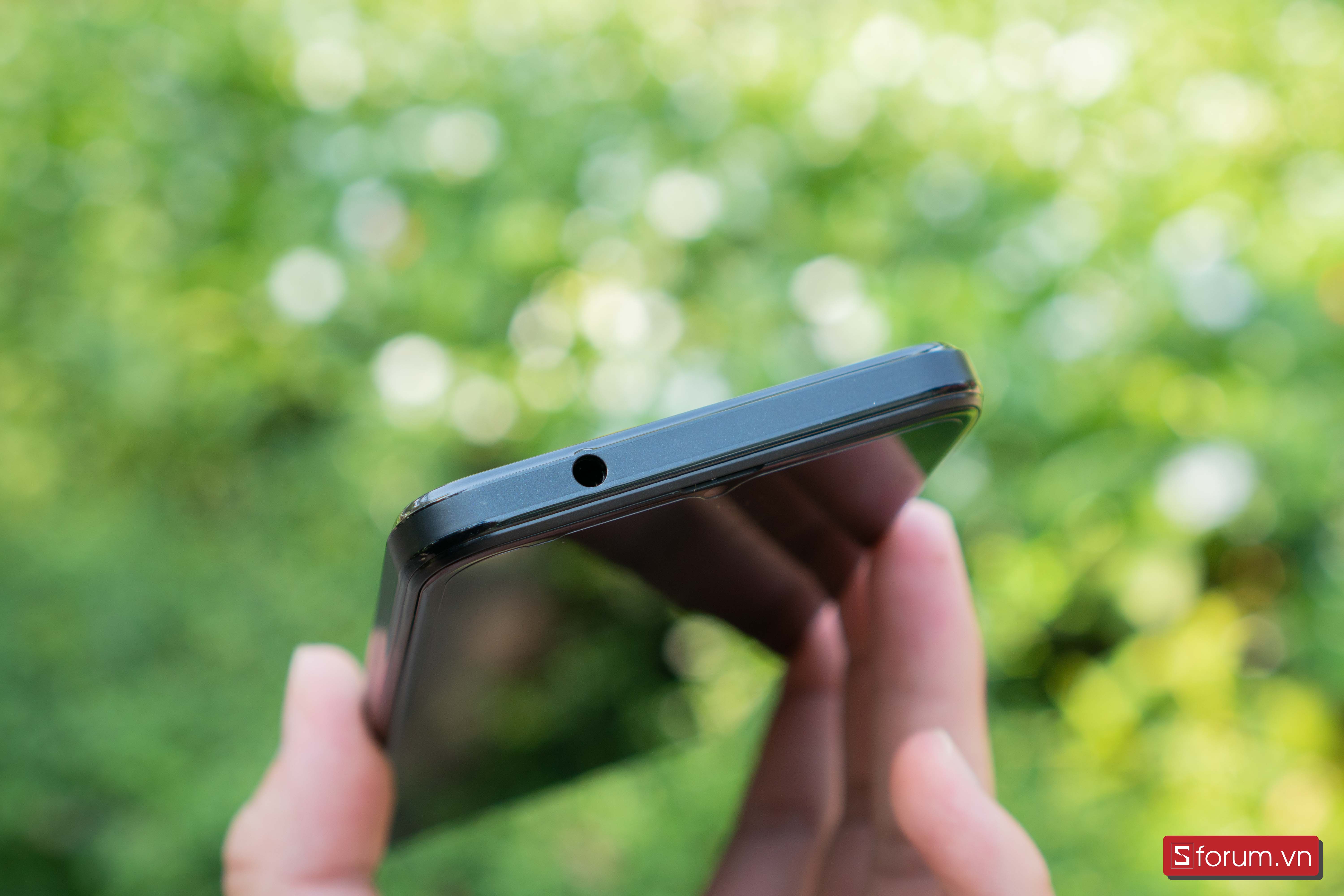 Trên tay INOI A83: Smartphone có mặt lưng và pin tháo rời, hiệu năng ...