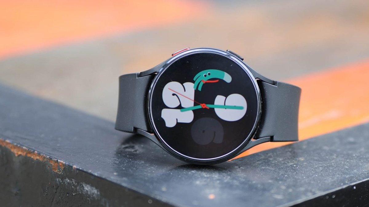 Samsung đang phát triển mẫu Galaxy Watch FE giá rẻ và đây là bằng chứng