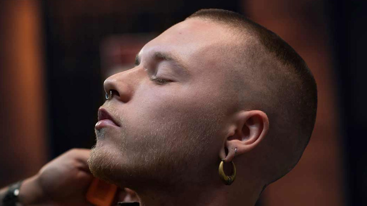 Tóc lính thủy đánh bộ Skin Fade Buzz Cuts