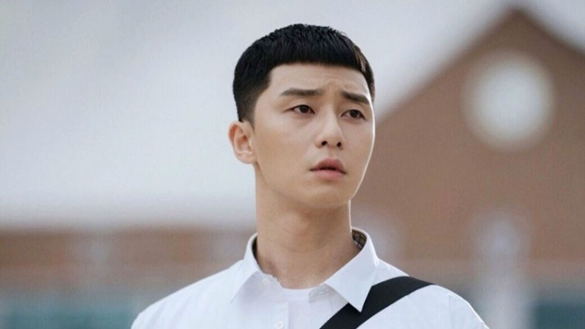 Cắt tóc lính thủy đánh bộ Park Seo Joon